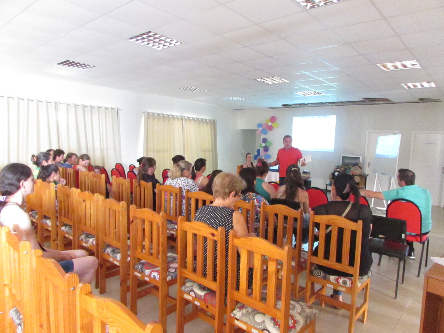 A Valorização da Mulher na Sociedade foi tema de palestra motivacional em Aratiba