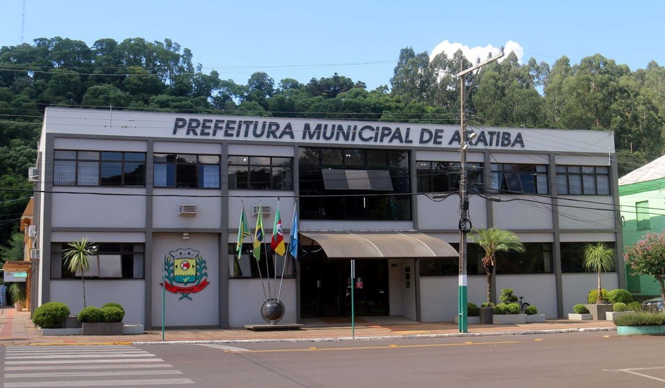 Prefeitura auxilia na aquisição de fraldas geriátricas e amplia programa de prótese auditiva