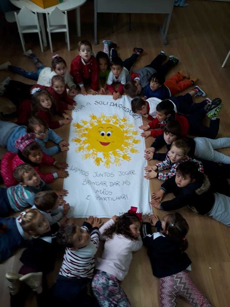Solidariedade... uma atitude saudável em um coração generoso.