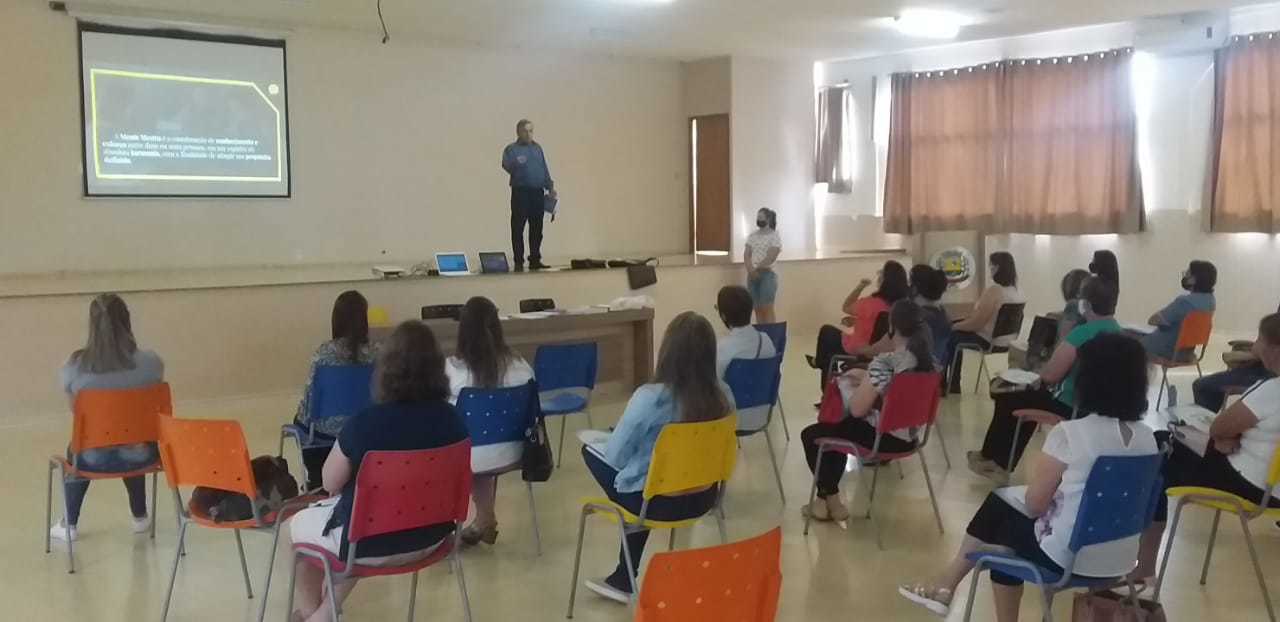 Educação reúne professores para início do ano letivo