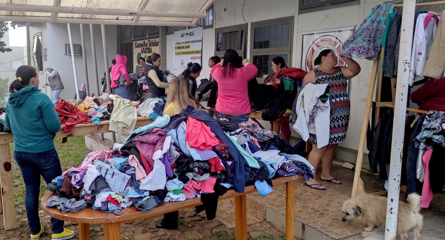 Secretaria de Assistência Social, em parceria com a Defesa Civil de Aratiba promove a distribuição de doações da Campanha do Agasalho
