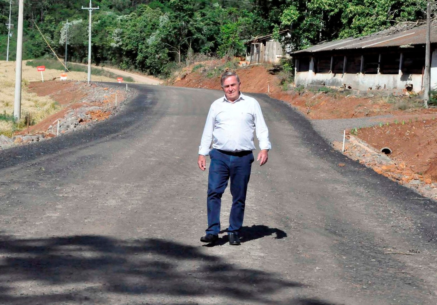 Iniciam obras de asfaltamento de ruas na Comunidade da Esperança Alta