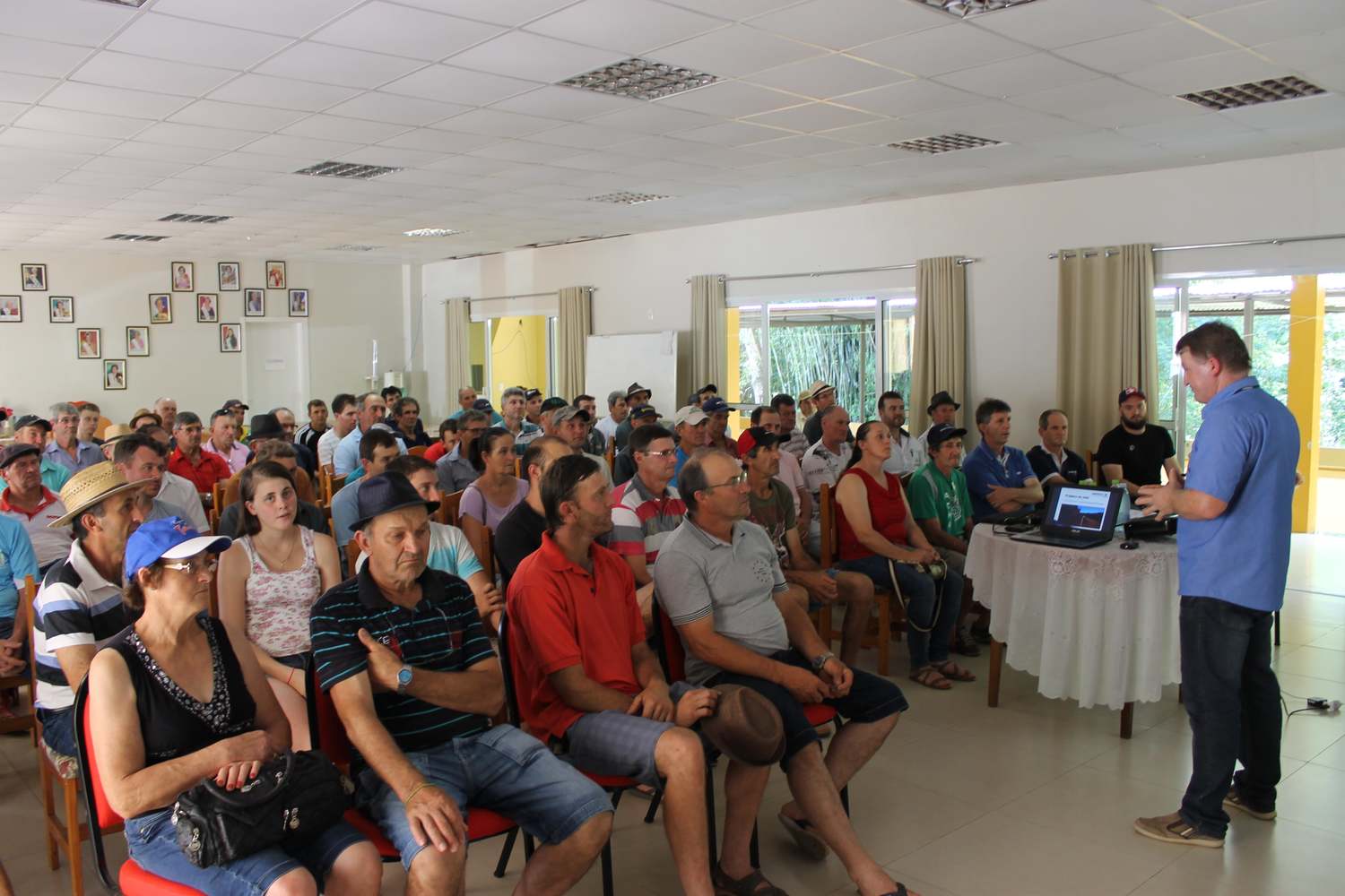 Citricultores buscam capacitação objetivando implantação de novos pomares em Aratiba.